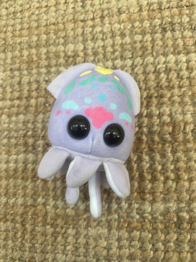 Fluffy toy squid.