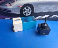 Escort XR3i joystick speaker control
