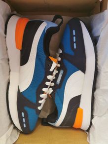 Unisex PUMA runners NEW size UK 5 and UK 5.5
