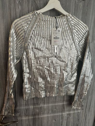 BNWT Pull & Bear Sweater - S