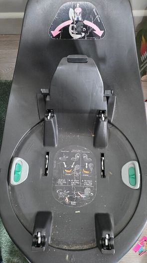 Cybex cloud Z isize infant seat + base
