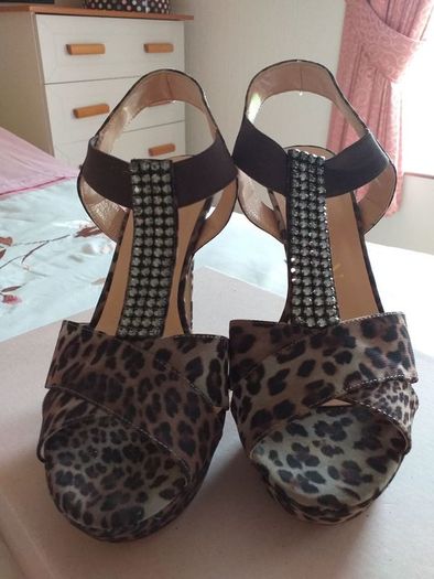 Marian Sandals Uk3/36
