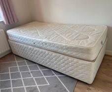 Single bed with pull out hidden second bed & 2 mattresses