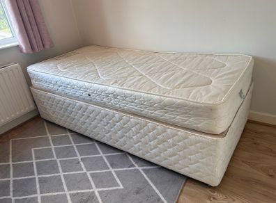 Single bed with pull out hidden second bed & 2 mattresses