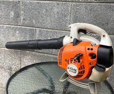 Leaf blower STIHL