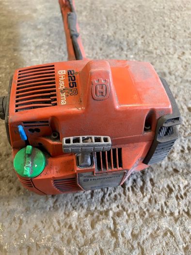 Strimmers, chainsaws and hedgecutters