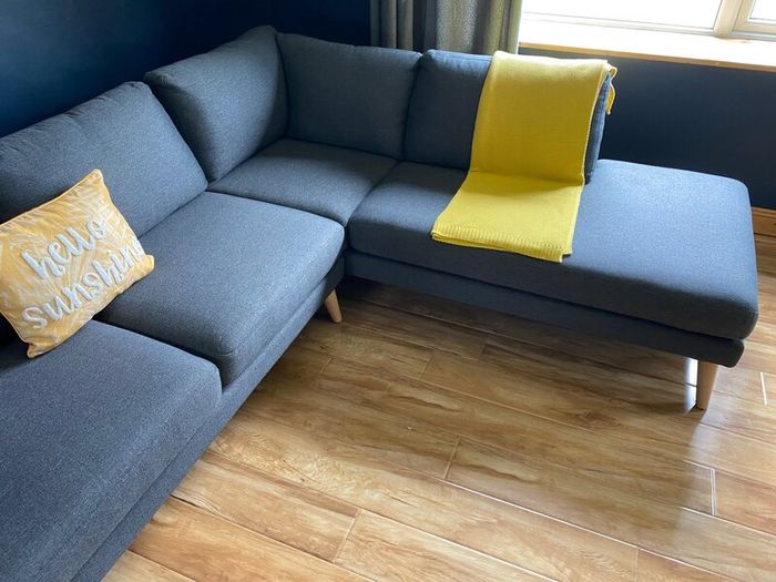 Grey corner sofa with chaise - 300