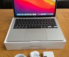 13-inch MacBook Air / Apple M1 chips (2021)