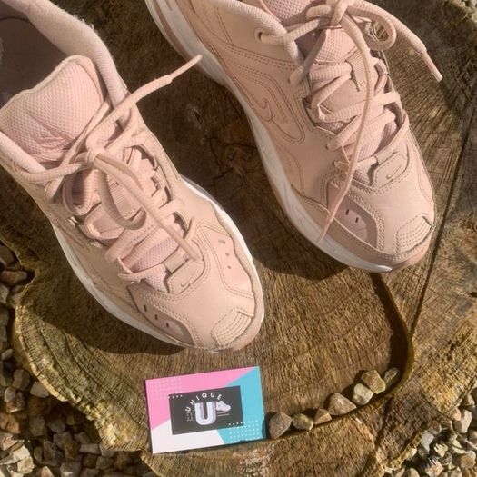 Premium Chunky Nike M2k Tekno Pink