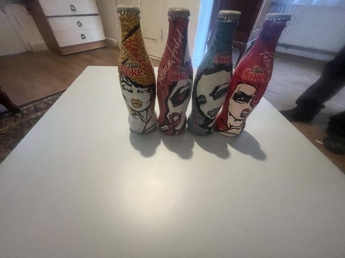 4 sex and the city coke bottles 3 unopened