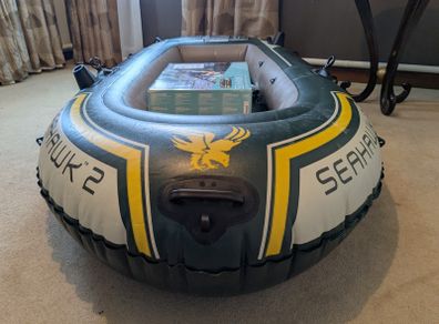 Intex Seahawk 2 Inflatable Boat 68347NP  Full Boxed Set Excellent Condition
