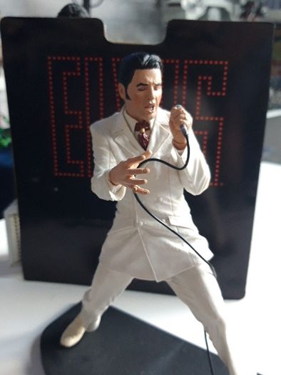 Elvis Presley Rare 8" Complete 8 Figure Collection!!