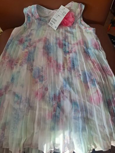 Girls clothing