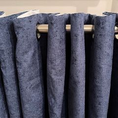 Lined patio curtains with extensible curtain pole