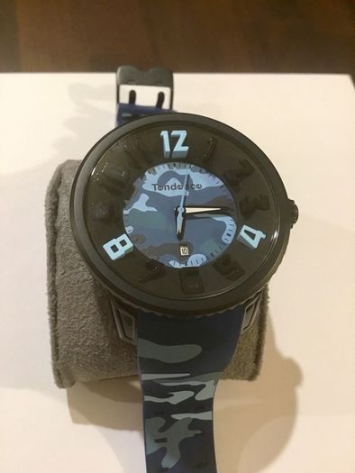 Tendence Gulliver men's watch