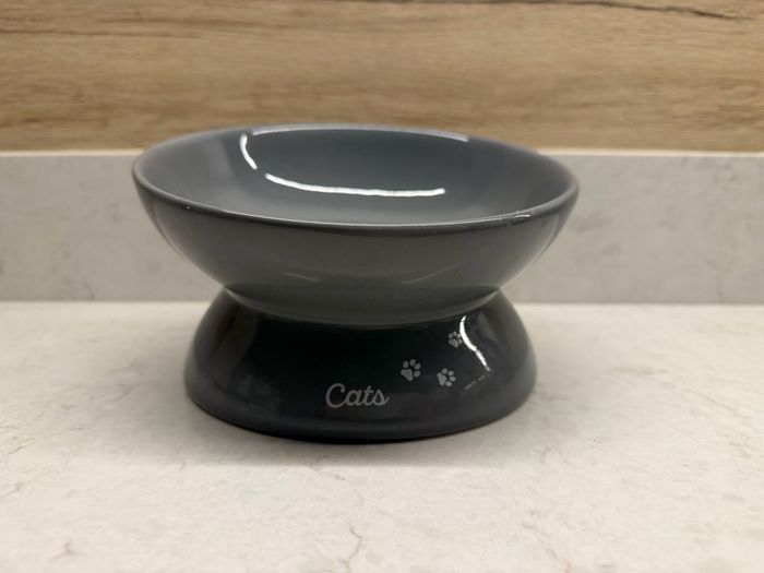 3 brand new cat feeding/water bowls