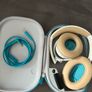 Bose QuietComfort 25 Acoustic Noise Cancelling Headphones for Apple devices - White (Wired 3.5mm) Image 3