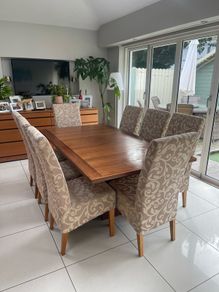 8 Seater Dining Table & Chairs