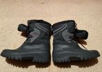 Snow boots