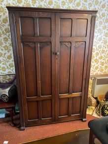 wardrobe