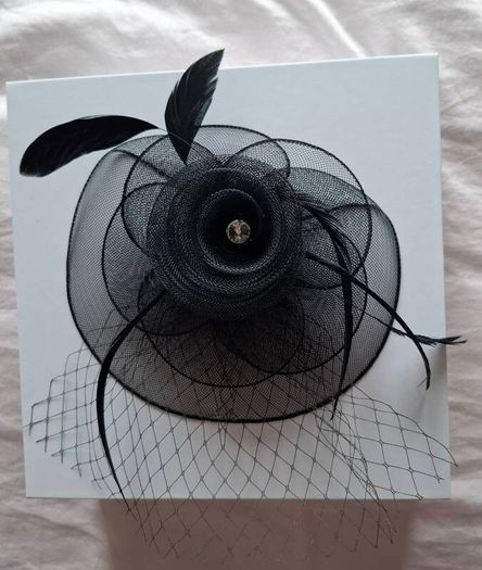 Fascinators Headpiece with clip
