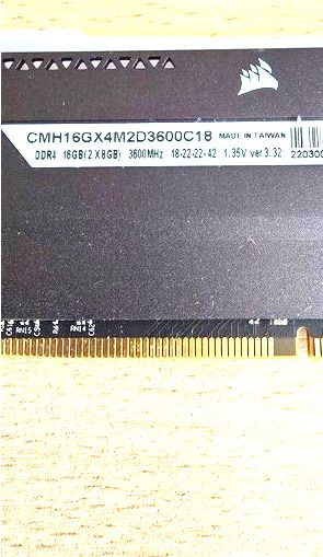 RAM Corsair Vengeance DDR4 8GB x2