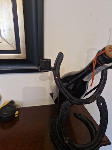 candleholder wineholder