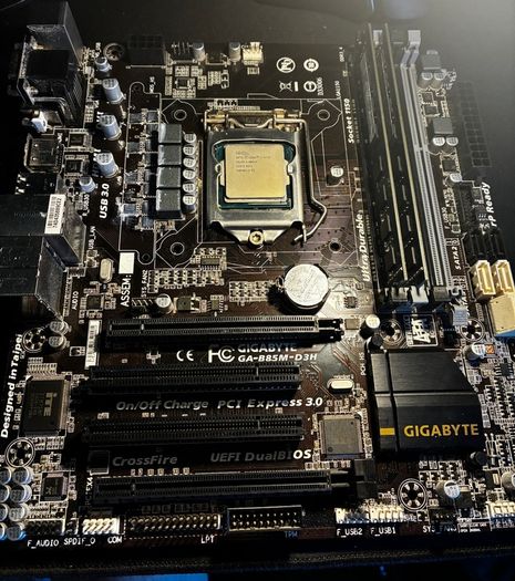 Intel i7-4770 + Motherboard + 8GB RAM Need gone asap