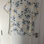 Ladies Top size 18-20 brand new Image 3