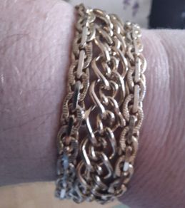 Bracelet