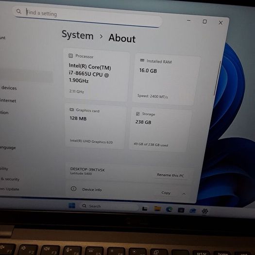Dell Latitude 5400 | Intel Core i7-8665U | 16GB RAM | 256GB M.2 SSD Laptop