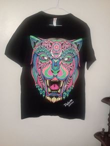 Neon graphic t shirt size medium