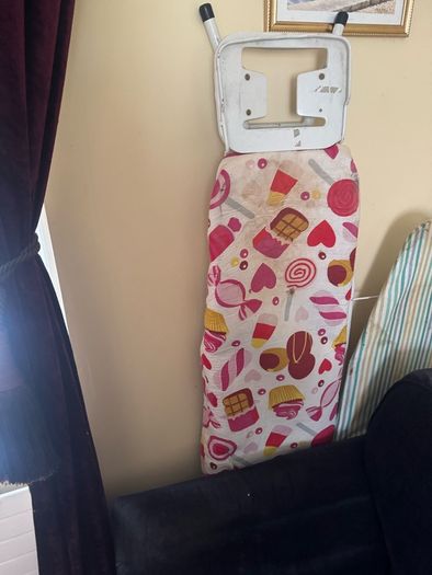 free Mirror & Ironing board