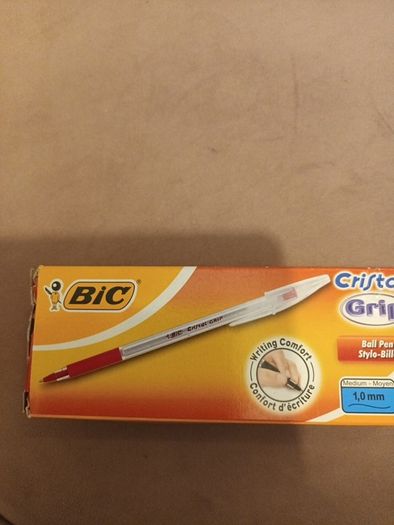 20 easy grip red pens
