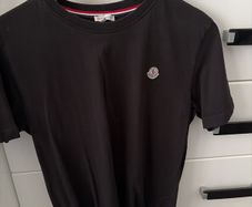 Moncler boys tshirt