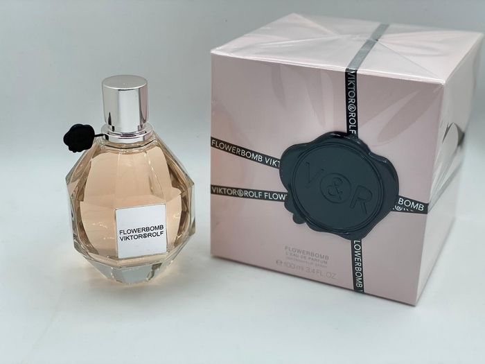 Viktor Rolf Flowerbomb