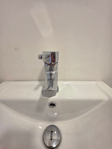 Bathroom Pedestal Sink  and Chrome Tap Brand New
