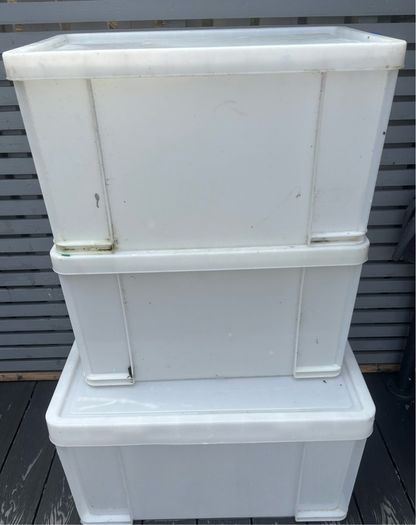 storage boxes x3