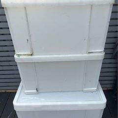 storage boxes x3