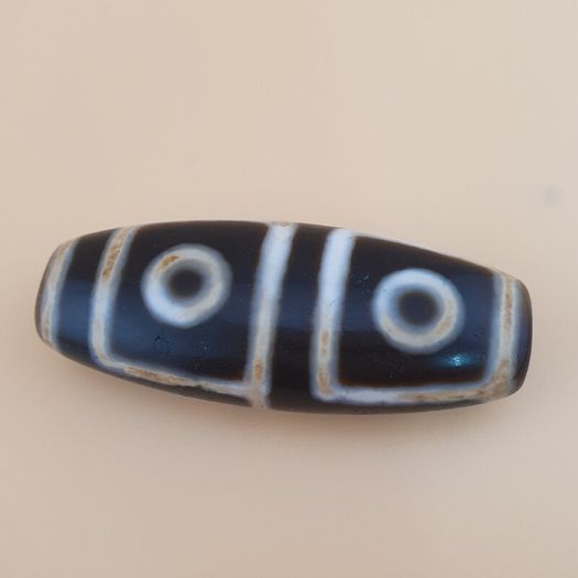Vintage 4 Eyes Himalayan Tibetan Agate Bead Amulet