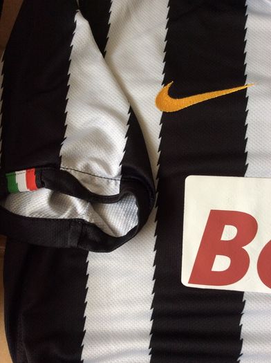 Juventus Jersey. Season 2010/2011. Official Nike Home Jersey. Authentic Original From 2010. Not A Modern Day Remake.