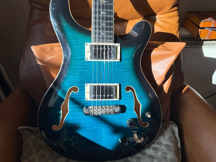 Prs Hollowbody