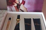 Rihanna perfume