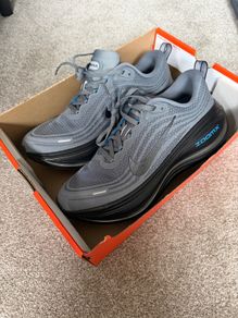 Nike Vomero Plus UK 7