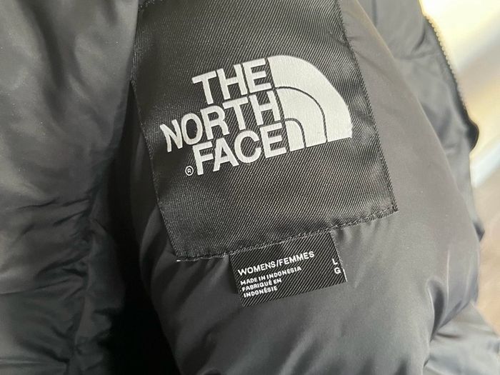 northface ladies Size: SMALL THE NORTH FACE 700 Retro Nuptse 1996 Retro Down Puffer Jacket Ski Outdoor  A retro Nuptse jacket based on a baffle-quilted, down-insulated design from 1996