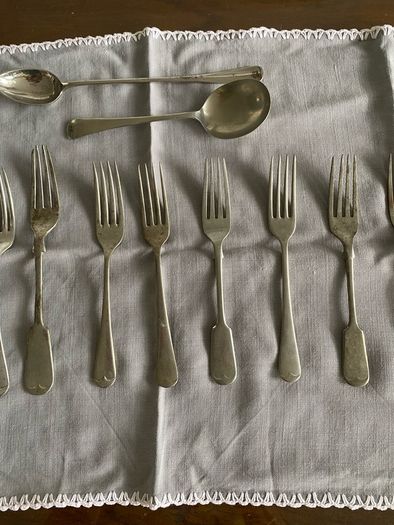 Cutlery - forks & spoons vintage