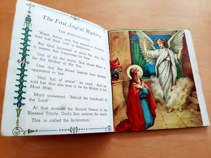 Vintage Mysteries of the Rosary