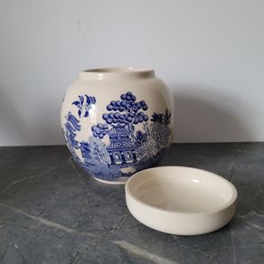 Vintage sadler ginger jar