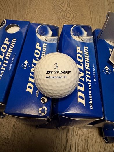 Dunlop Titanium Advanced Distance