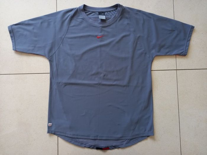 Nike Mens SPHERE DRY Running T-Shirt Large Grey & Orange